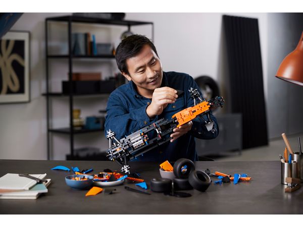LEGO Technic 42141 McLaren Formel 1 Rennwagen, Modellauto für Erwachsene