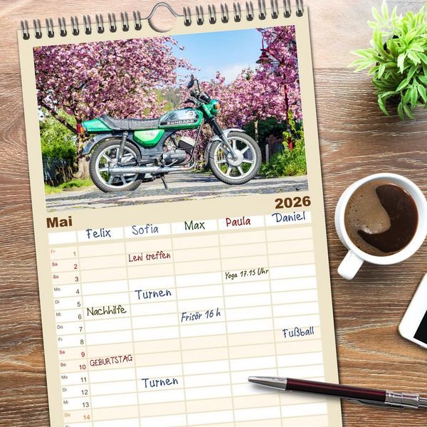 Produktbild: Familienplaner 2026 - Z&uuml;ndapp-Tr&auml;ume mit 5 Spalten (Wandkalender, 21 x 45 cm) CALVENDO
