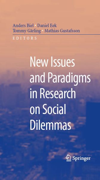Produktbild: New Issues and Paradigms in Research on Social Dilemmas