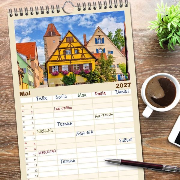 Produktbild: Familienplaner 2027 - Dinkelsb&uuml;hl - Zw&ouml;lf Momente in der Altstadt mit 5 Spalten (Wandkalender, 21 x 45 cm) CALVENDO