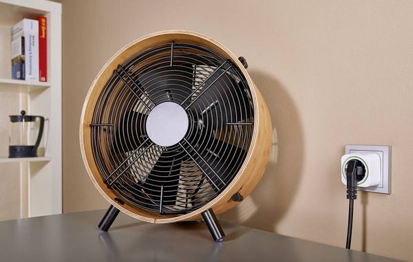 Produktbild: VOLTCRAFT SEM6000FR Energiekosten-Messger&auml;t Bluetooth&reg;-Schnittstelle, Datenexport, Datenloggerfunktion, Kostenprognose, TRMS