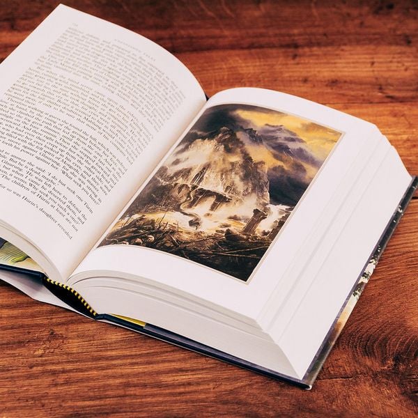 Produktbild: Unfinished Tales Hb