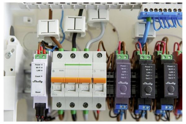 Produktbild: Shelly Pro 3EM 120A v2, 3 Phasen WLAN + LAN Energiemessger&auml;t