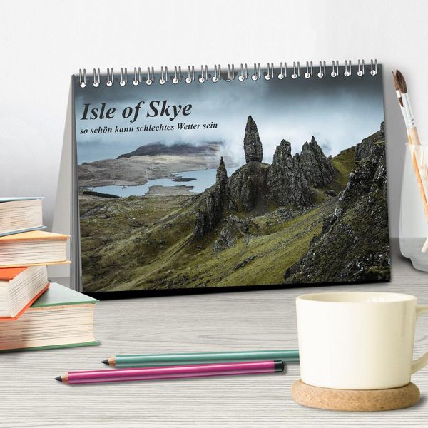 Produktbild: Isle of Skye - so sch&ouml;n kann schlechtes Wetter sein (Tischkalender 2026 DIN A5 quer), CALVENDO Monatskalender