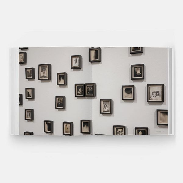 Produktbild: Lorna Simpson