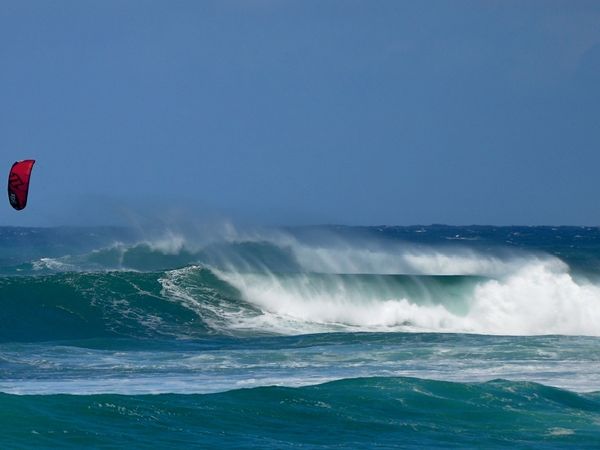 Produktbild: CALVENDO Puzzle Kitesurfer, North Shore Oahu, Hawaii | 1000 Teile Lege-Gr&ouml;&szlig;e 64x48cm Foto-Puzzle f&uuml;r gl&uuml;ckliche Stunden