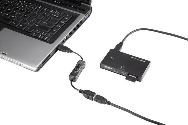 Produktbild: Renkforce USB-Kabel USB 2.0 USB-A Stecker, USB-A Buchse 0.25 m Schwarz inkl. Ein/Aus-Schalter, vergoldete Steckkontakte RF-3322982