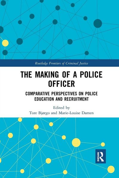 Produktbild: The Making of a Police Officer