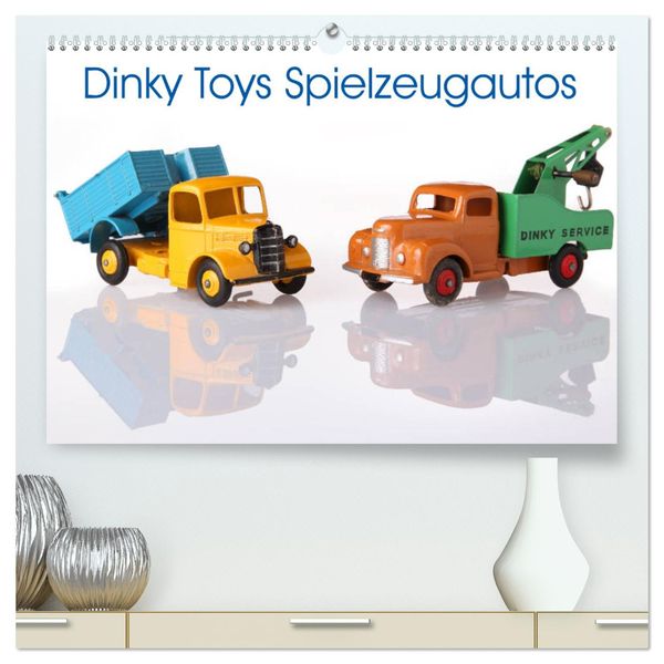 Produktbild: Dinky Toys Spielzeugautos (hochwertiger Premium Wandkalender 2025 DIN A2 quer), Kunstdruck in Hochglanz