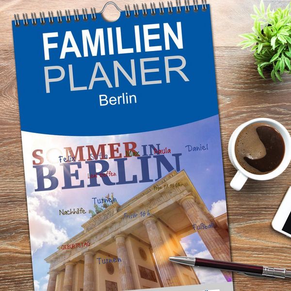 Produktbild: Familienplaner 2026 - SOMMER IN BERLIN mit 5 Spalten (Wandkalender, 21 x 45 cm) CALVENDO