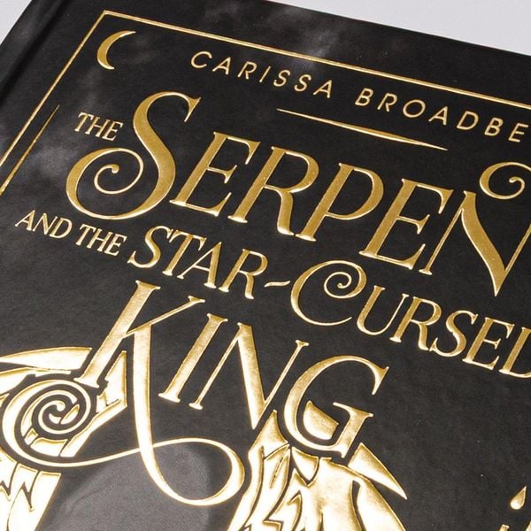 Produktbild: The Serpent and the Star-Cursed King (Crowns of Nyaxia)