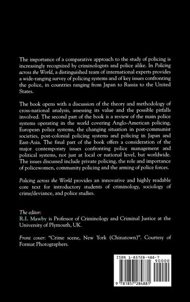 Produktbild: Policing Across the World