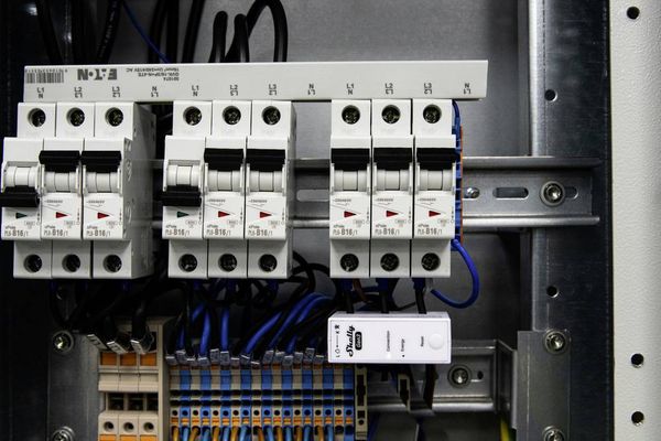Produktbild: Shelly 3EM-63W Gen3 Stromz&auml;hler