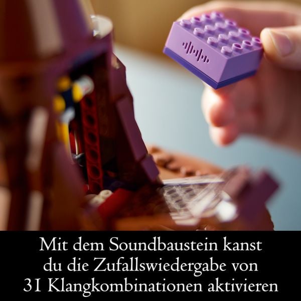 Produktbild: LEGO Harry Potter Der Sprechende Hut von Hogwarts, baubares Modell 76429