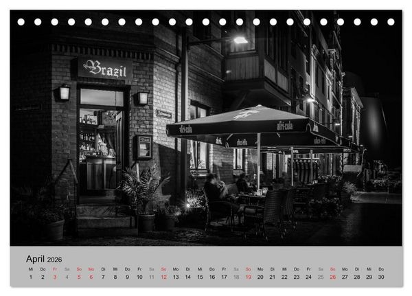 Produktbild: Hansestadt Stralsund bei Nacht (mit GPS-Koordinaten) (Tischkalender 2026 DIN A5 quer), CALVENDO Monatskalender