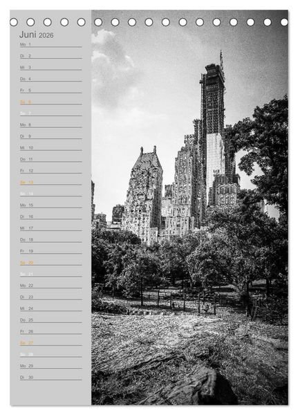 Produktbild: New York Vertical (Tischkalender 2026 DIN A5 hoch), CALVENDO Monatskalender