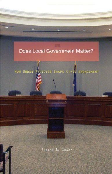 Produktbild: Sharp, E: Does Local Government Matter?
