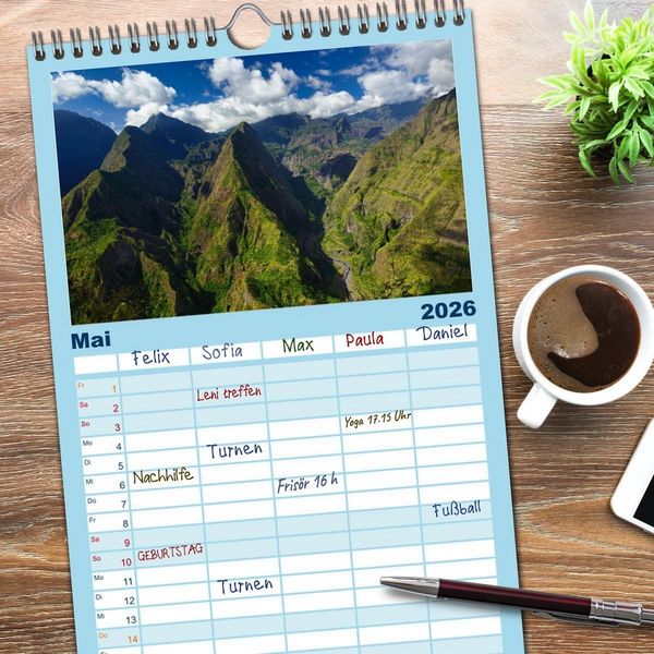 Produktbild: Familienplaner 2026 - La Reunion - Traumhafte K&uuml;sten und Hochgebirge mit 5 Spalten (Wandkalender, 21 x 45 cm) CALVENDO