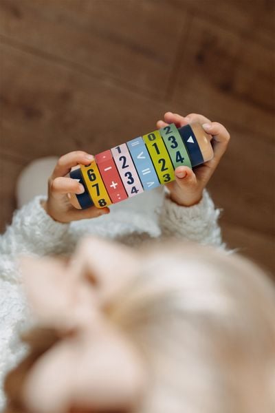 Produktbild: Small foot 10527 - Rechenrolle Kleines 1x1, Mathe-Lernspiel, play & learn, Holz