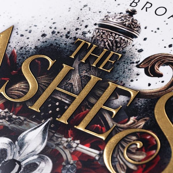 Produktbild: The Ashes and the Star-Cursed King (Crowns of Nyaxia 2)