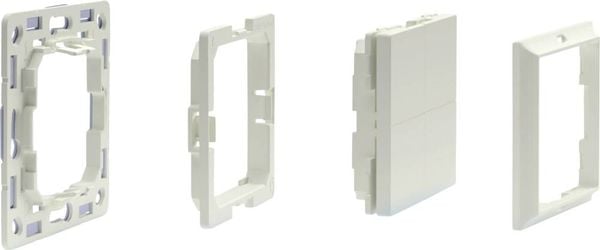 Shelly BLU Wall Switch 4 Adapter Legrand & Adapter