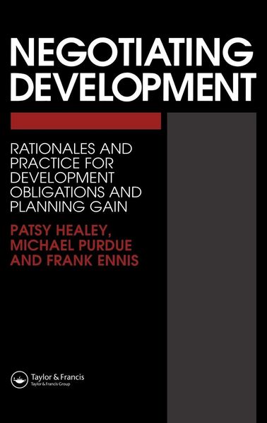 Produktbild: Negotiating Development