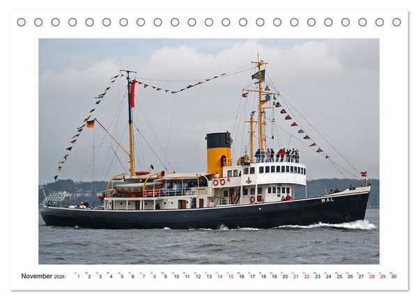 Produktbild: Rauchfahnen &uuml;ber der Ostsee - Schiffe unter Dampf (Tischkalender 2026 DIN A5 quer), CALVENDO Monatskalender