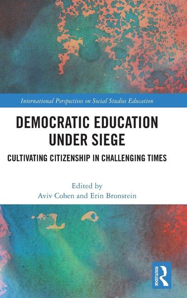 Produktbild: Democratic Education Under Siege