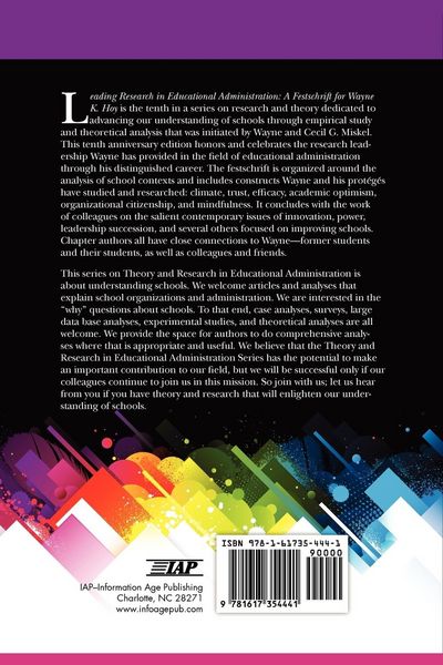 Produktbild: Leading Research in Educational Administration