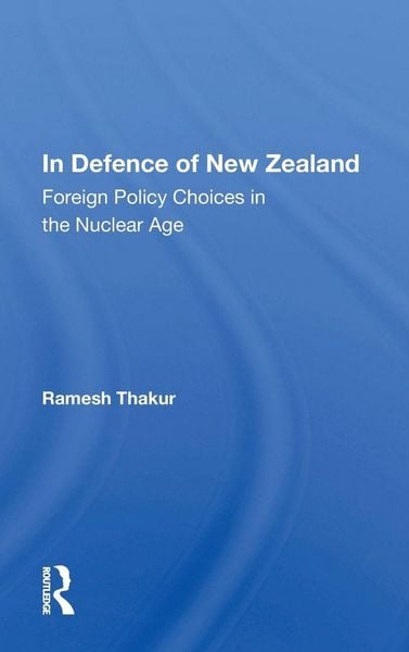 Produktbild: In Defence of New Zealand