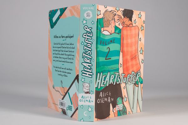 Produktbild: Heartstopper Volume 2 (deutsche Hardcover-Ausgabe)