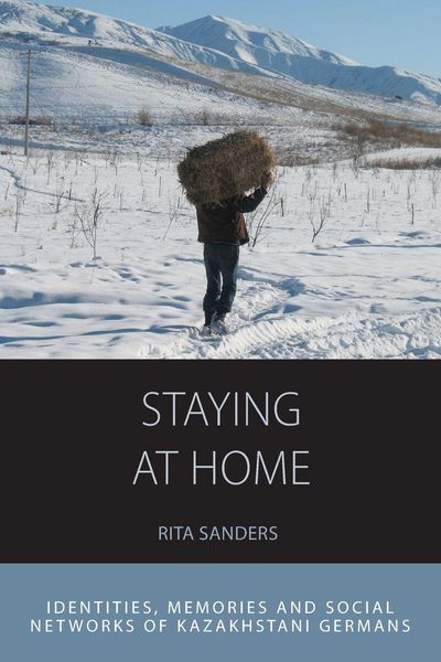 Produktbild: Staying at Home