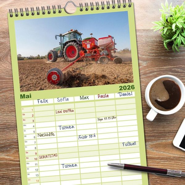 Produktbild: Familienplaner 2026 - Landtechnik im Einsatz mit 5 Spalten (Wandkalender, 21 x 45 cm) CALVENDO