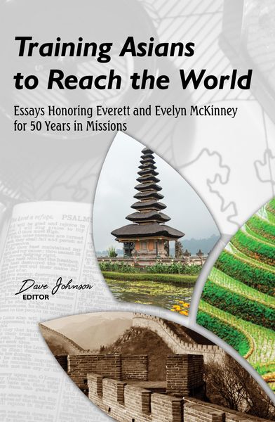 Produktbild: Training Asians to Reach the World