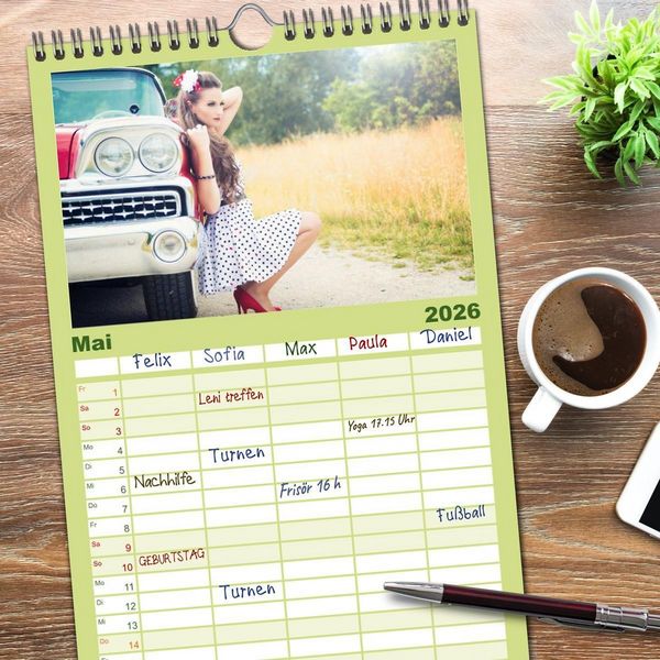Produktbild: Familienplaner 2026 - Rockabilly - Back to the 50s mit 5 Spalten (Wandkalender, 21 x 45 cm) CALVENDO