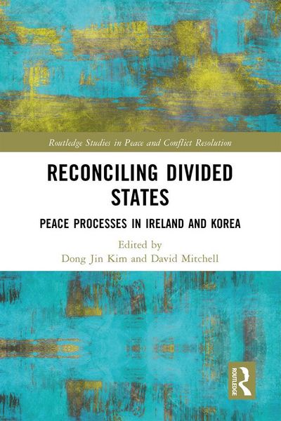 Produktbild: Reconciling Divided States