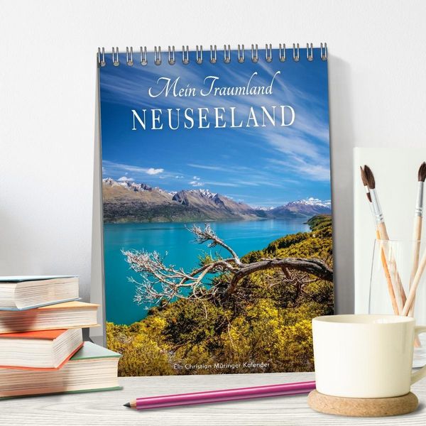 Produktbild: Mein Traumland Neuseeland (Tischkalender 2027 DIN A5 hoch), CALVENDO Monatskalender