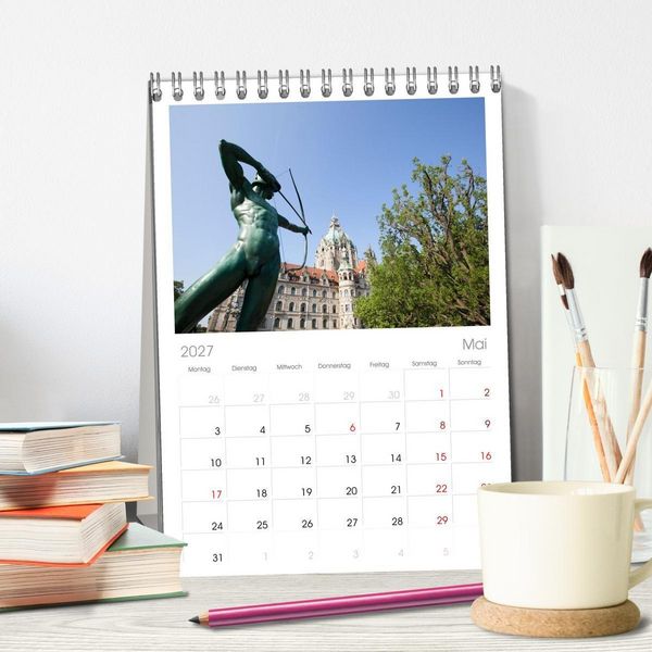 Produktbild: Tischplaner 2027 - Hannover - Momente einer Reise (A5 Tischkalender zum Aufstellen) CALVENDO