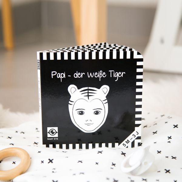 Produktbild: Papi &ndash; der wei&szlig;e Tiger: Kontrastbuch f&uuml;r Babys &ndash; Gesichter &middot; kontrastreiche Bilder angepasst an Babyaugen &middot; Schwarz Wei&szlig; Prim&auml;rfarben Buch f&uuml;r Neugeborene &middot; Mein erstes Bilderbuch &middot; Montessori Buch