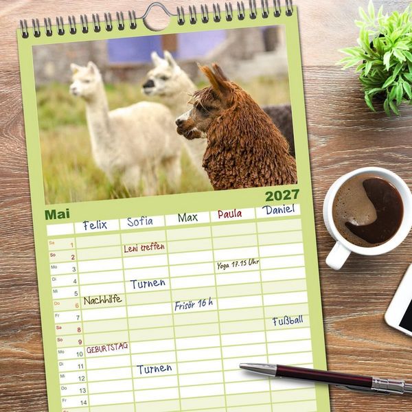 Produktbild: Familienplaner 2027 - Unter Lamas und Alpakas mit 5 Spalten (Wandkalender, 21 x 45 cm) CALVENDO