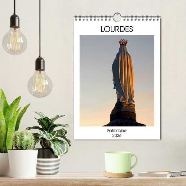 Produktbild: LOURDES Patrimoine (Calendrier mural 2026 DIN A4 horizontal), CALVENDO calendrier mensuel