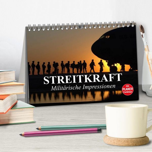 Produktbild: Streitkraft. Milit&auml;rische Impressionen (Tischkalender 2026 DIN A5 quer), CALVENDO Monatskalender