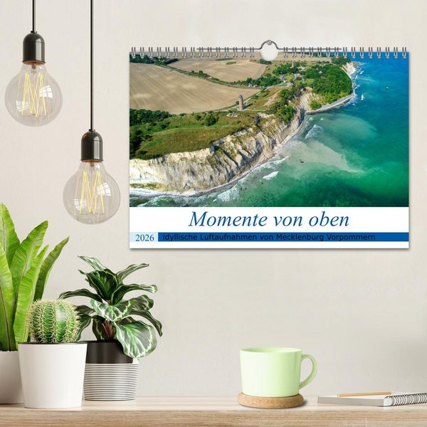 Produktbild: Momente von oben (Wandkalender 2026 DIN A4 quer), CALVENDO Monatskalender