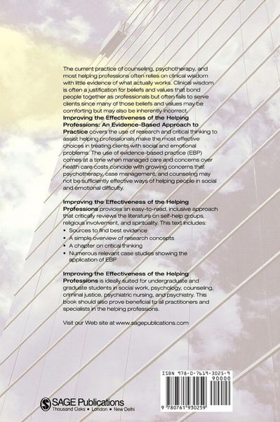 Produktbild: Improving the Effectiveness of the Helping Professions