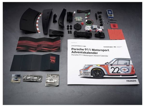 Produktbild: FRANZIS 67275 - Porsche 911 Turbo Motorsport Adventskalender 1:43