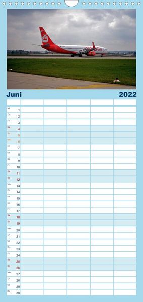 Produktbild: Familienplaner Airliner im Fokus (Wandkalender 2022 , 21 cm x 45 cm, hoch)