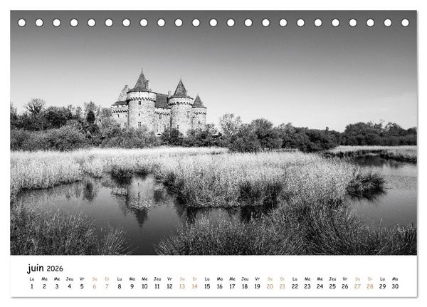 Produktbild: Terres de contraste &ndash; Une ann&eacute;e en monochrome (Calendrier de bureau 2026 DIN A5 vertical), CALVENDO calendrier mensuel