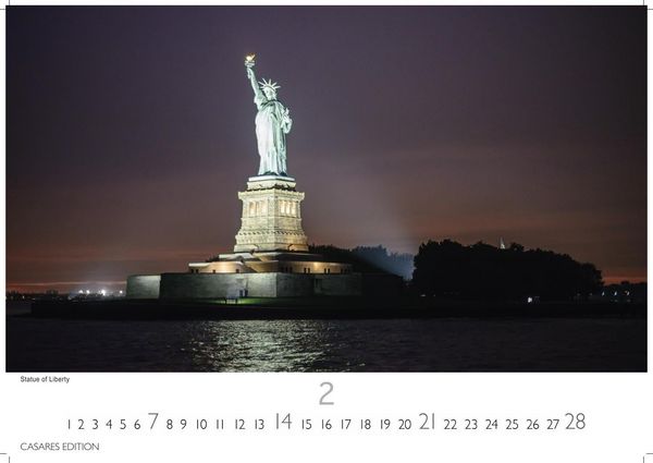 Produktbild: New York Kalender 2027 &ndash; Wandkalender | Fotokalender Nordamerika 24x35cm &ndash; Faszinierende Ansichten der Stadt, die niemals schl&auml;ft, als Geschenk oder Blickfang