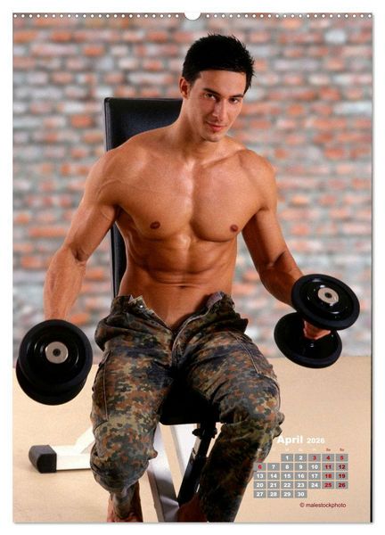 Produktbild: Nachts im Fitness (hochwertiger Premium Wandkalender 2026 DIN A2 hoch), Kunstdruck in Hochglanz