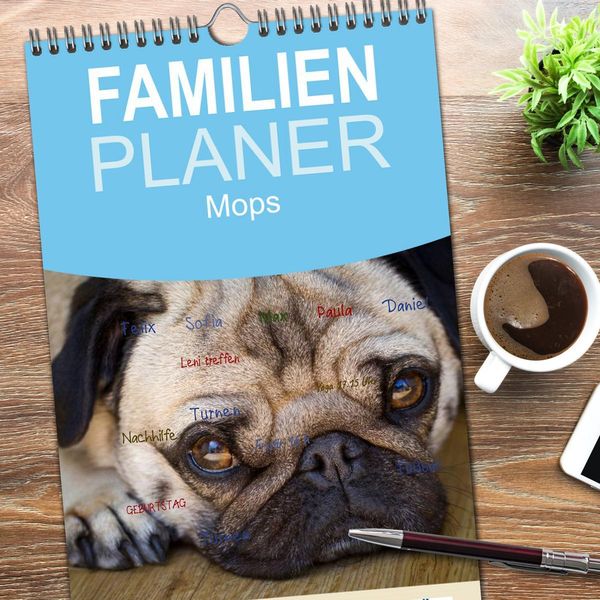 Produktbild: Familienplaner 2026 - Mops mit 5 Spalten (Wandkalender, 21 x 45 cm) CALVENDO